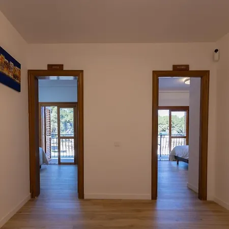 Villa Huerta 1 Manises, Jacuzzi, Sauna, Piscina